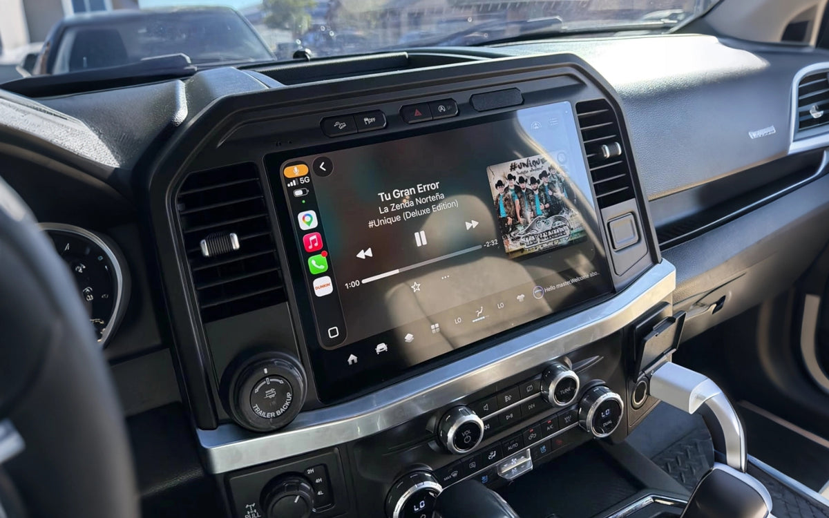 Installed Elynx screen upgrade photo 02